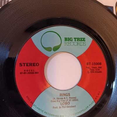 Vinyl albums 45's record - LOBO - Steve Lawrence - Jim Lowe - Gerry & the pacemakers