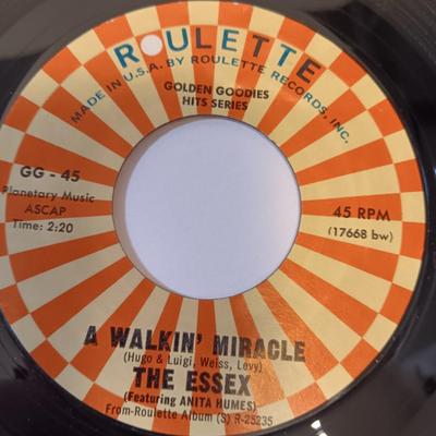 Vinyl albums 45's record - The Essex - Dan Fogelberg - Frankie Valli and more