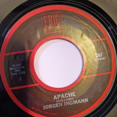 Vinyl albums 45's record - Jefferson Airplane - Jimmy Jones - Jackson Browne - Badfinger and more