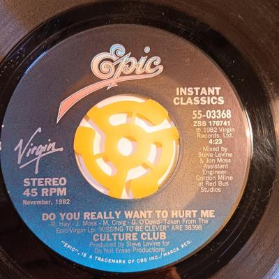 Vinyl albums 45's record - Jefferson Airplane -The Essex - John Cougar - Bay city Rollers and more