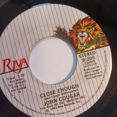Vinyl albums 45's record - Jefferson Airplane -The Essex - John Cougar - Bay city Rollers and more