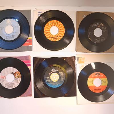 Vinyl albums 45's record - Jefferson Airplane -The Essex - John Cougar - Bay city Rollers and more