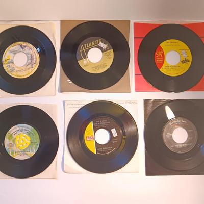 Vinyl albums 45's record - Clyde Mcphatter - Jackie Deshannon - Chordettes - cascades and more