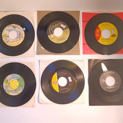Vinyl albums 45's record - Clyde Mcphatter - Jackie Deshannon - Chordettes - cascades and more