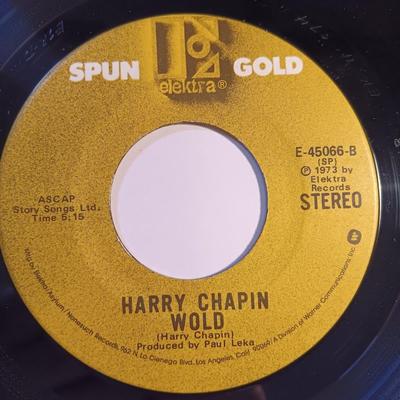 Vinyl albums 45's record - Dr. Hook - Harry Chapin - Bette Midler - The Diamonds