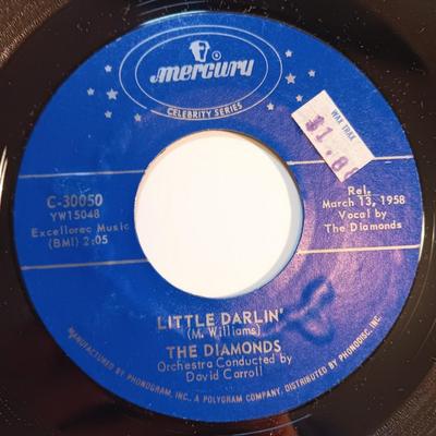Vinyl albums 45's record - Dr. Hook - Harry Chapin - Bette Midler - The Diamonds