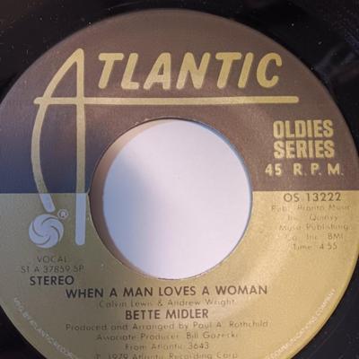 Vinyl albums 45's record - Dr. Hook - Harry Chapin - Bette Midler - The Diamonds
