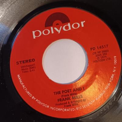 Vinyl albums 45's record - Frank Mills - Jaye Morgan - Nilsson and more