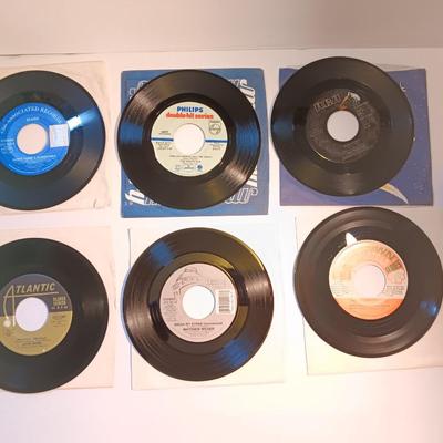 Vinyl albums 45's record -The Tokens - Diana Ross - Slave - Matthew Wilder - Doris Troy and more