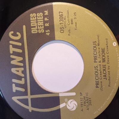 Vinyl albums 45's record -The Tokens - Diana Ross - Slave - Matthew Wilder - Doris Troy and more