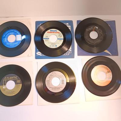 Vinyl albums 45's record -The Tokens - Diana Ross - Slave - Matthew Wilder - Doris Troy and more