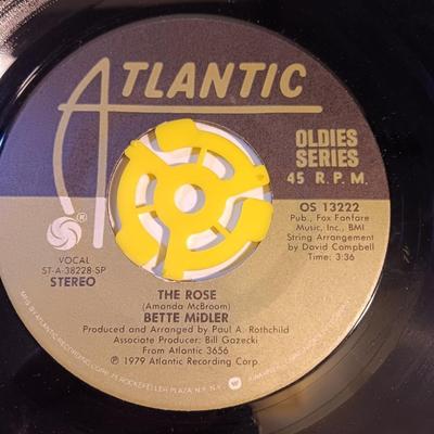 Vinyl albums 45's record -Donna summers - Bette Midler - Mac Davis