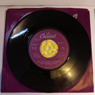 Vinyl albums 45's record - Steve Miller Band - Sonny & Cher & Cher