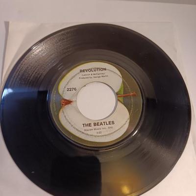 Vinyl albums 45's record - The Beatles & The Beach Boys