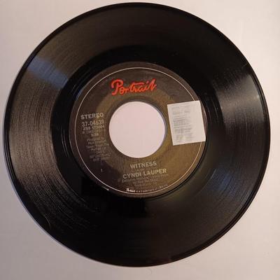 Vinyl albums 45's record - Cindy Lauper - She bop & All through the night