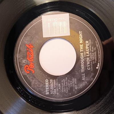 Vinyl albums 45's record - Cindy Lauper - She bop & All through the night