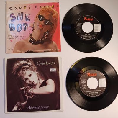 Vinyl albums 45's record - Cindy Lauper - She bop & All through the night