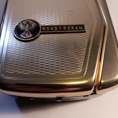 Antique RETRO Emerson Wondergram 1960 miniature portable record player for LPs and singles with leather case