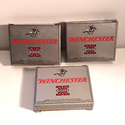 Winchester Buckshot loads 20 GA. Unplated Shot 15 Shells