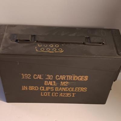 Military issued 192 CAL 30 Cartridges Ball M2 in 8RD Clips Bandoleers LOT LC 42351 Ammunition chest