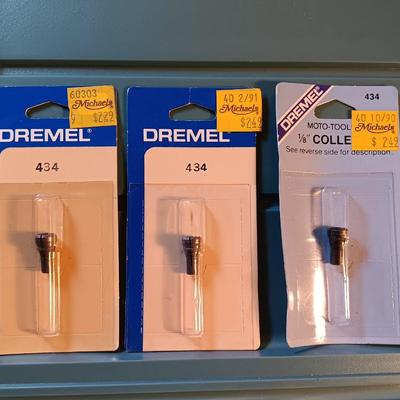 Moto tool kit Model 261 Dremel tool with extra accessories