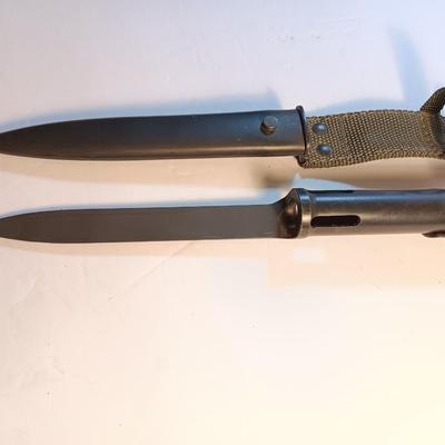 MILITARY ISSUED BELGIUM M1963 TUBULAR FN FAL TYPE C BAYONET & SCABBARD