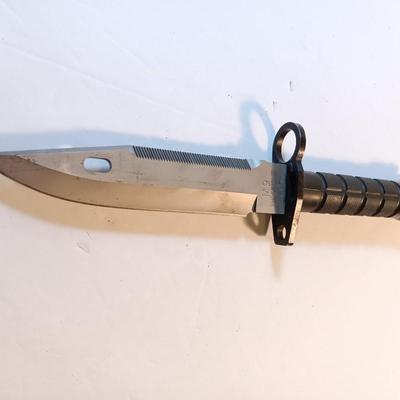 M9 PHROBIS III USA Tactical knife - no sheath
