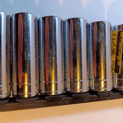 Husky 9 piece deep socket set SAE 1/2"