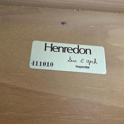 LOT 31B: Henredon Scene Two Vintage Contemporay Burl Console Table / Desk with Peach Colored Lamp - Monday Pk-up