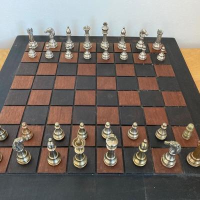 LOT 39B: Time to Play Chess - Collection of Chess Sets and Clocks
