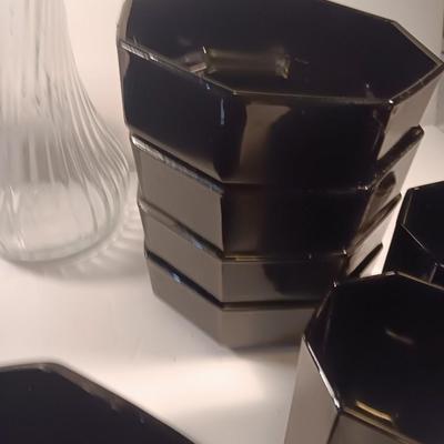 FRANCE Black octagon dish set with large flower vase