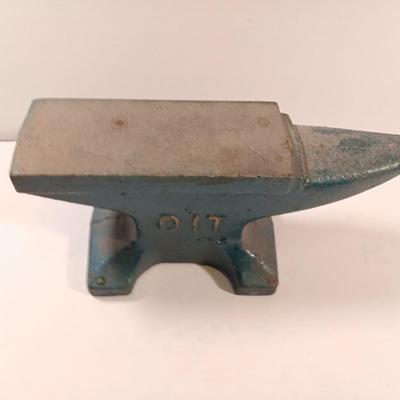 Adorable and Handy 6 lb steel anvil