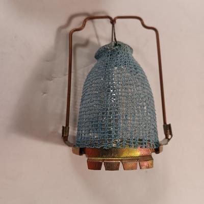 Aladdin Lox- on Chimney oil lantern shade with two Aladin Loxon Mantles