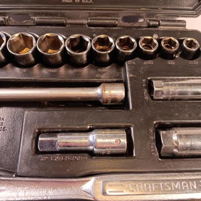 Craftsman Ratchet and socket set in molded organizing box
