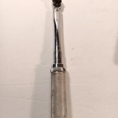 Craftsman Ratchet and socket set in molded organizing box