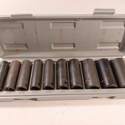 Deep socket set in molded organizing box