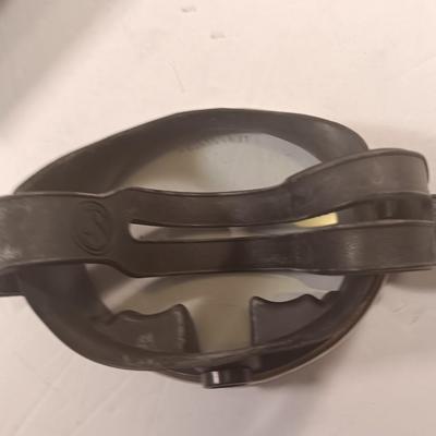 New Scubapro Professional Diving Equipment Mask