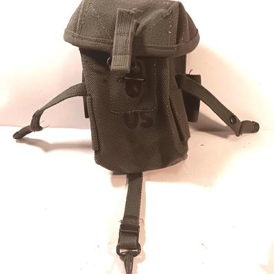 Military issued Vintage US military surplus cotton canvas belt pouch, tactical gear tool bag