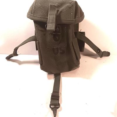 Military issued Vintage US military surplus cotton canvas belt pouch, tactical gear tool bag