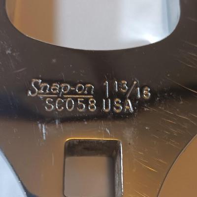 Snap On 1 - 13/16 clawfoot wrench.