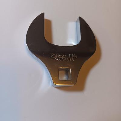 Snap On1 11/16 clawfoot wrench.