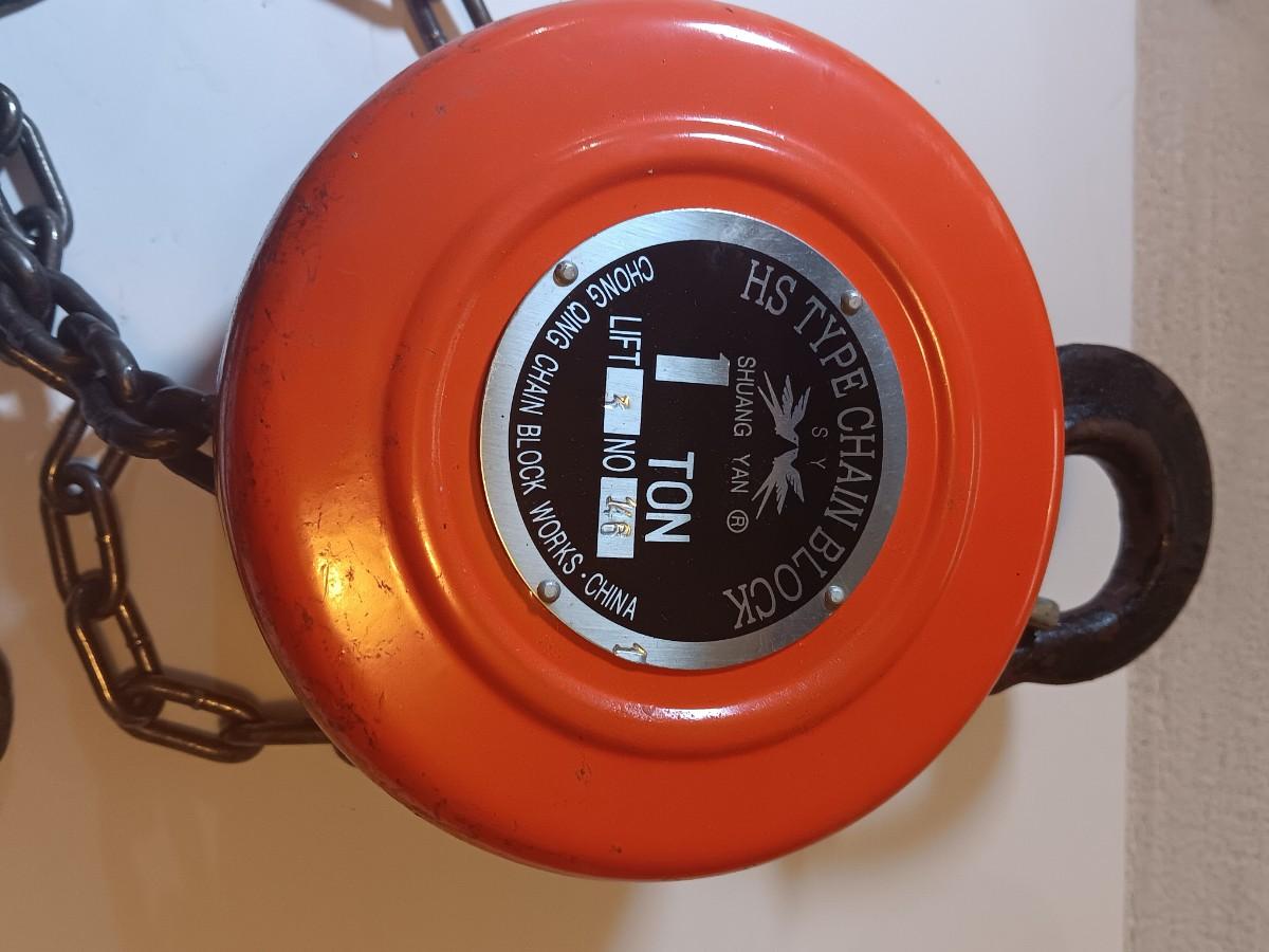 HS TYPE CHAIN BLOCK 1 TON