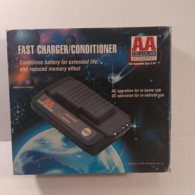 Fast charger / Conditioner AA Cellular Accessories Ac operation for in home use DC for vehicle use