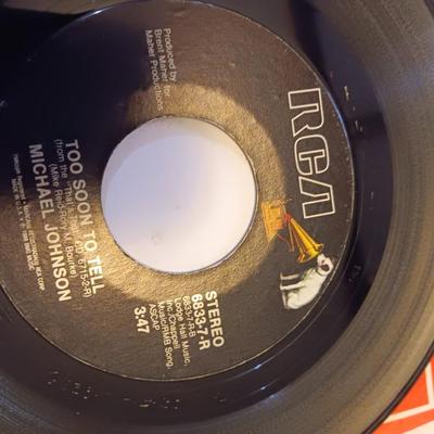 Vinyl Albums 45's Wynonna Judd - Stonewall Jackson, George Jones and more Records
