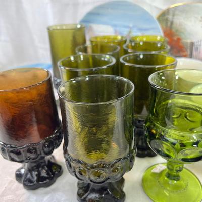 Franciscan drinking glasses, coffee cups, desert plates
