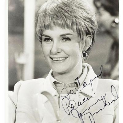 Joanne Woodward signed movie photo