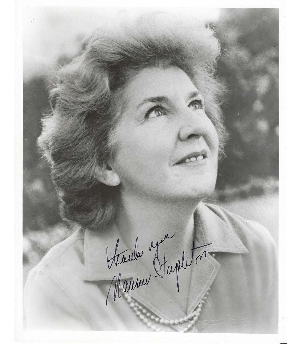 Maureen Stapleton signed photo | EstateSales.org