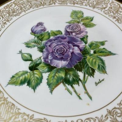 The Angel Face Rose Plate by Boehm China Co. in VG Preowned Condition.