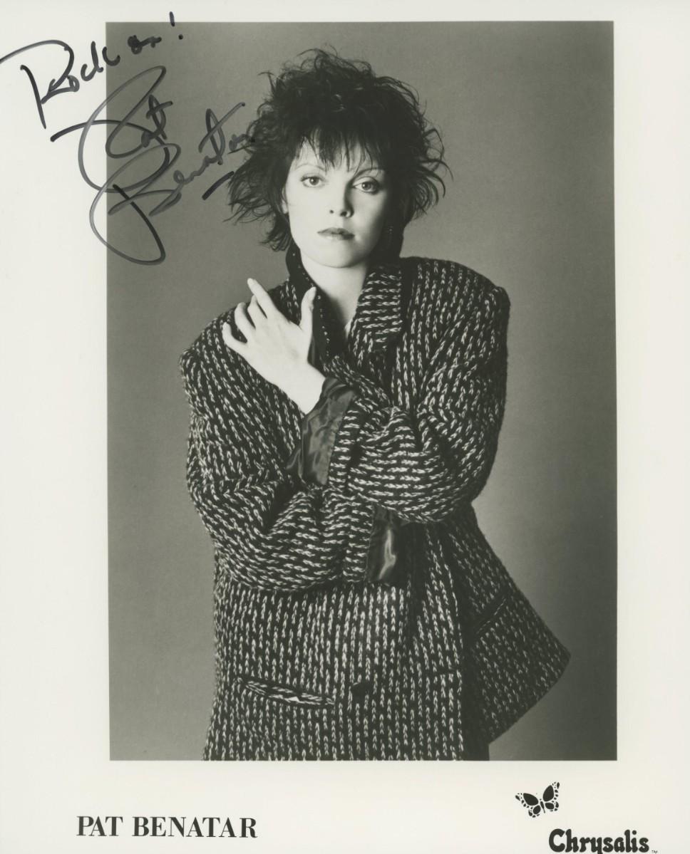 PAT BENATAR signed autographed photo cat lady COA Hologram main image 1