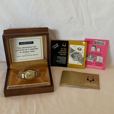 Accutron by Bulova Series 218 Date Model with 14K Gold Case & Original Box (P-HS)